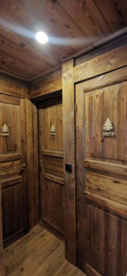 Appartamento Le Renne Blanc Pyrénées de France Font-Romeu-Odeillo-Via Esterno foto